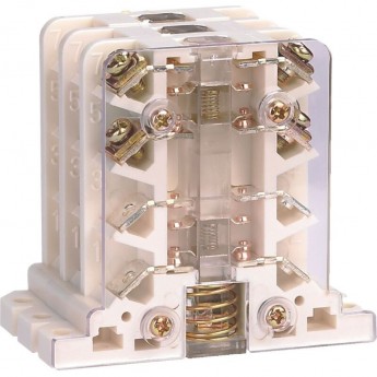 Вспомогательный контакт CHINT 4НО+ 4НЗ для NA8-2500-7500 (R) Вспомогательный контакт CHINT 4НО+ 4НЗ для NA8-2500-7500 (R)